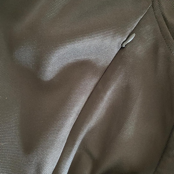 ZARA Crop Full Zipped Hooded Jacket Black - Picture 5 of 6